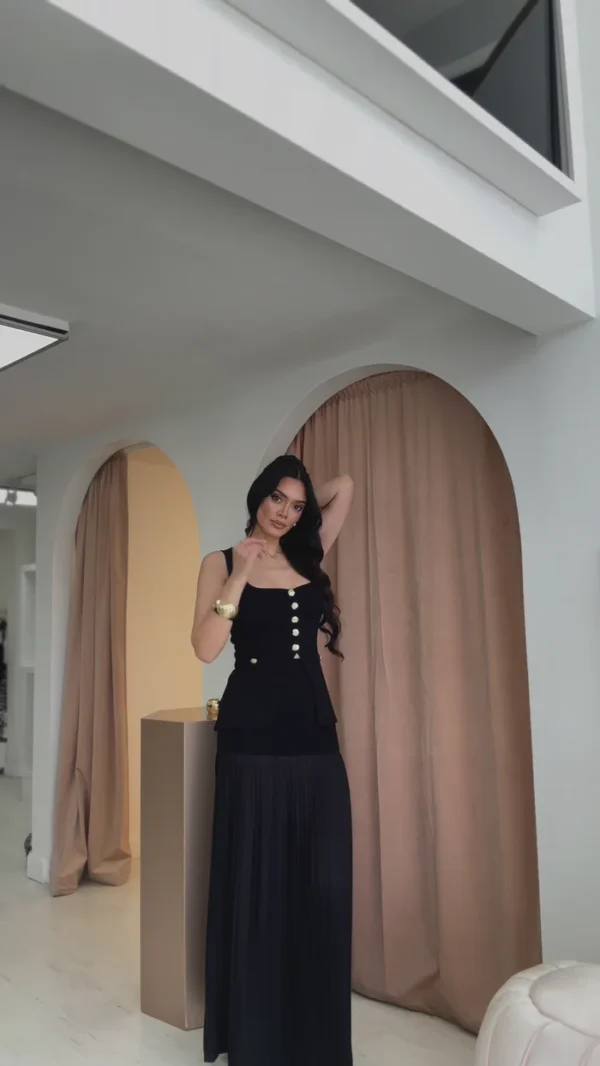 Lola - Image 2